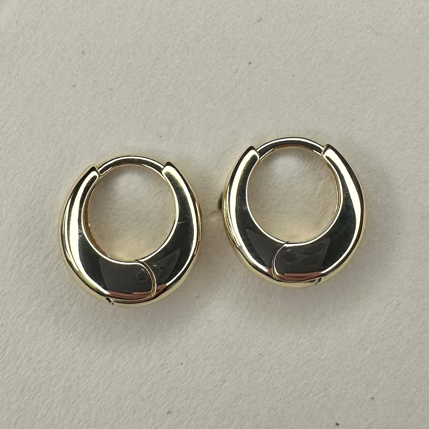 Silhouette Huggie Earrrings