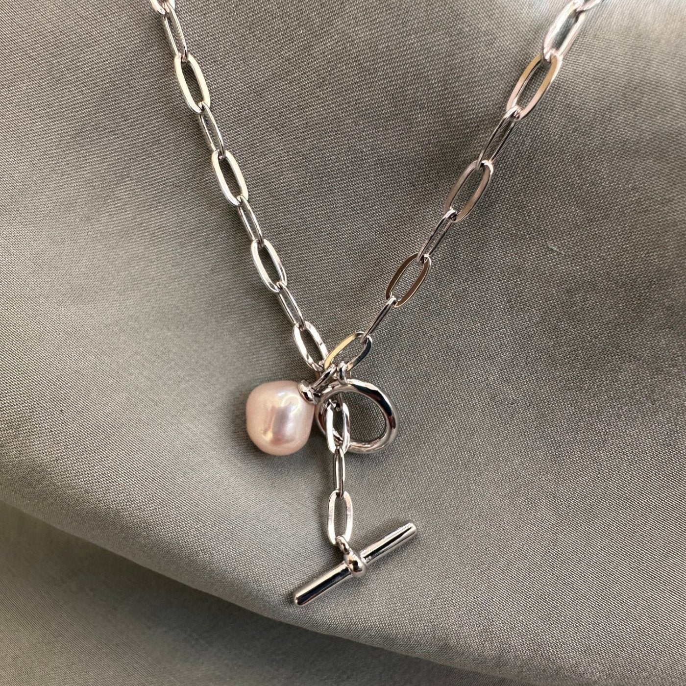 Freshwater Pearl T-Bar Necklace